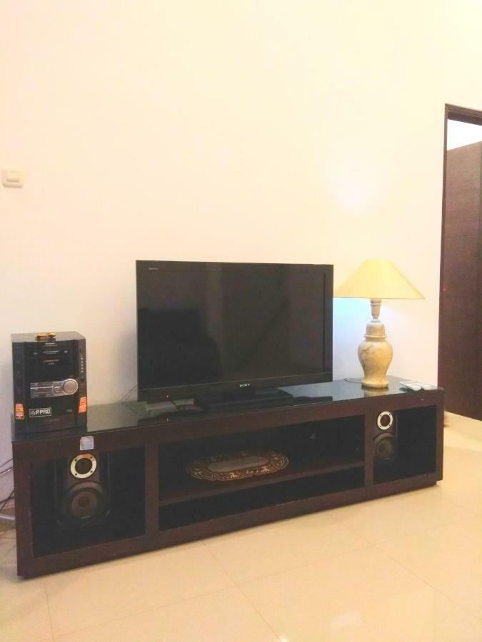 Fams Homestay By Fh Stay Джокякарта Екстериор снимка